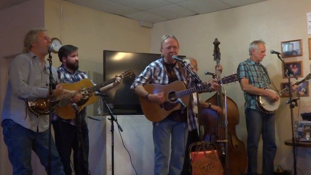 "If I could only win your love" Herb Pedersen, Chris Hillman & Grateful Dudes 4 12 14 PS CH смотреть онлайн