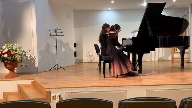 Марш-галоп. Александр Лавиньяк смотреть онлайн