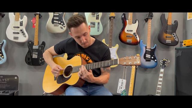 Martin Shawn Mendes 000-10 Junior смотреть онлайн