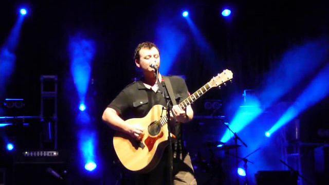 James Dean Bradfield - Small Black Flowers That Grow In The Sky (Acoustic) смотреть онлайн