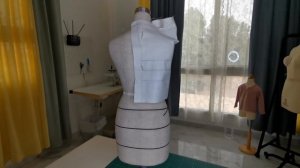 how to draft bodice pattern using Mojo's method (part 1 on dress form draping)