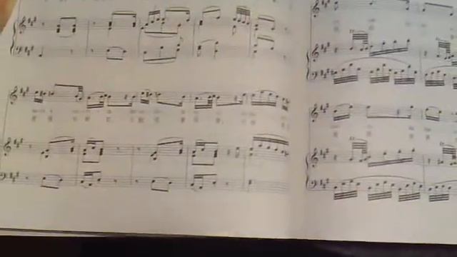 Un' aura amorosa by Pat Poon смотреть онлайн