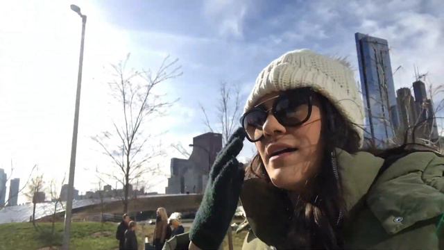 BULLS GAME WITH GABRIELLE UNION?! | VLOG | Jenna Berman смотреть онлайн