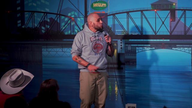 Portland’s Funniest Person competition: Josh Larsen 2022 смотреть онлайн