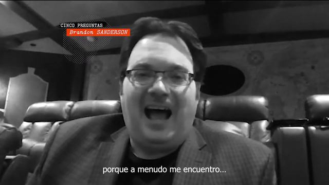 Cinco preguntas a Brandon Sanderson смотреть онлайн