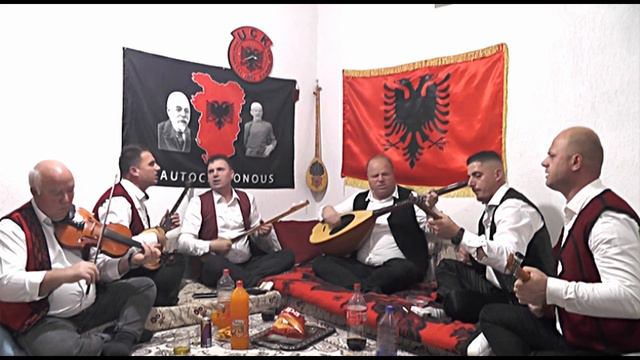 VLLEZRIT KRYEZIU MLEQAN  - BAJRAM CURRIT