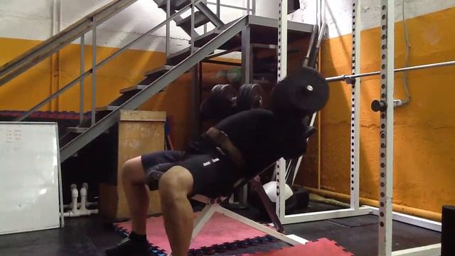 Жим гантелей на наклонной 63kg x6 2014-06-23 смотреть онлайн