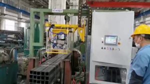 Автоматическая упаковка и обвзяка труб металлических