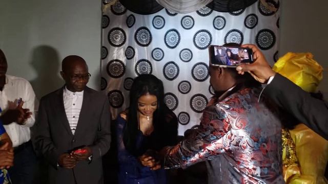 MUSICHANA ALIYE VALISHWA PETE YA BEYI KALI. смотреть онлайн