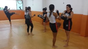 Muaythai na Academia Paulo Menezes