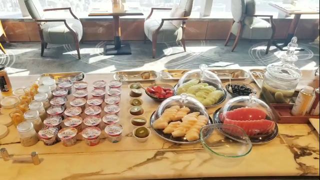 麗思卡爾頓 The Ritz-Carlton - 行政廊早餐 смотреть онлайн