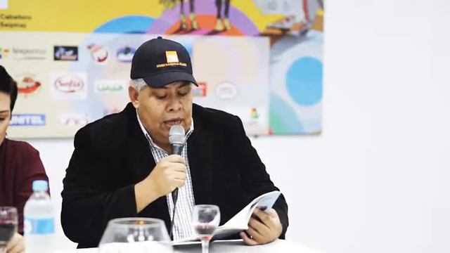 POESÍA BOLIVIANA 34 - II ENCUENTRO INTERNACIONAL DE POESIA EN LA CIUDAD DE LOS ANILLOS