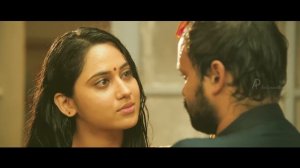 Vishudhan Malayalam Movie | Scenes | Kunchacko Boban gets closer to Mia George | Lal