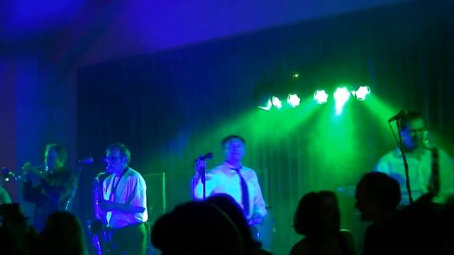 Dr Zeuss and The Blue Whos - THRILLER (COMPOSED BY ROD TEMPERTON, RECORDED BY MICHAEL JACKSON смотреть онлайн