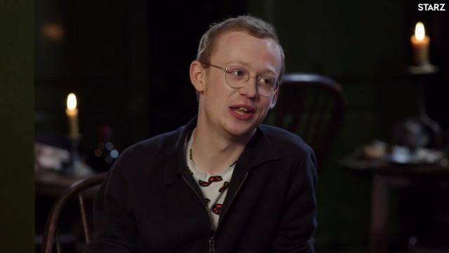 Outlander | Entertainment Tonight Interviews John Bell | STARZ смотреть онлайн