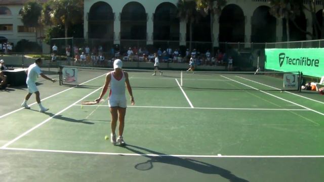 Zarina Diyas vs.Justin Henin смотреть онлайн