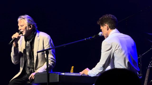 Kenny Loggins and Richard Marx sing The One That Got Away