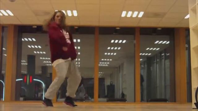 Farida @ Streetstar смотреть онлайн