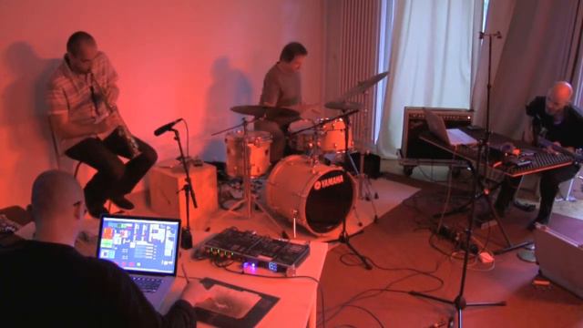 HKM + Willi Hanne смотреть онлайн