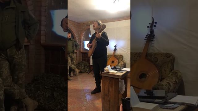 Олександр Олесь "Чари ночі". Виконує Тарас Компаніченко смотреть онлайн