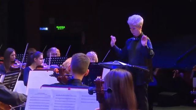 Н. Сильванский "Легкий концерт" 1 часть исполняет Назина Оливия 7 лет смотреть онлайн