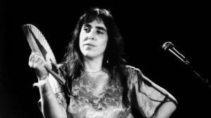 Laura Nyro  "Let It Be Me"