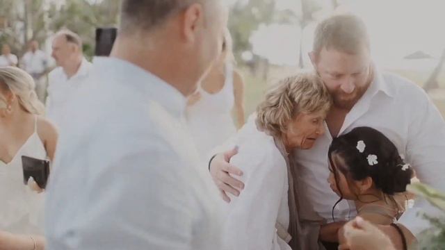 Candy  Kempy Get Married in Fiji!