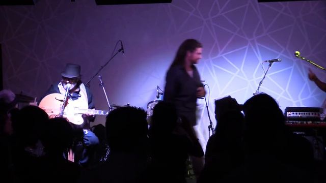 BLIND DOG DONNIE BAND FEAT DILLON JAMES HOTEL WEST END (22-03-2019)