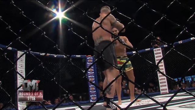 John Wayne Parr Vs Matthew Richardson - Caged Muay Thai 9 смотреть онлайн