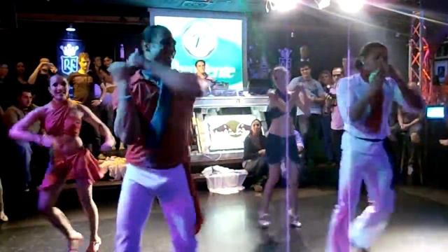 Salsa Brava con Alberto Nuñez Merengue Show en la Floridita Vienna Austria 13.10.2011