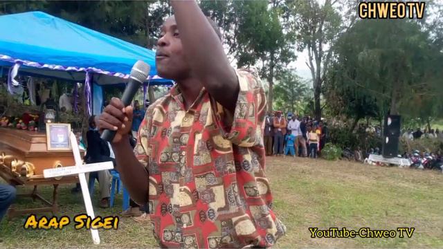 Arap Sigei stands firm on CCM.Here is his speech at a funeral. Kea's send off at Ndanai. смотреть онлайн