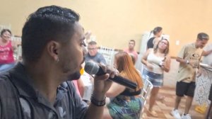 MIGUEL DIAS / NO ANIVERSÁRIO  DO GUSTAVO 😁🎂🎤🍺