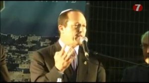 Jerusalem Mayor Nir Barkat at the 2nd Day Hakafot