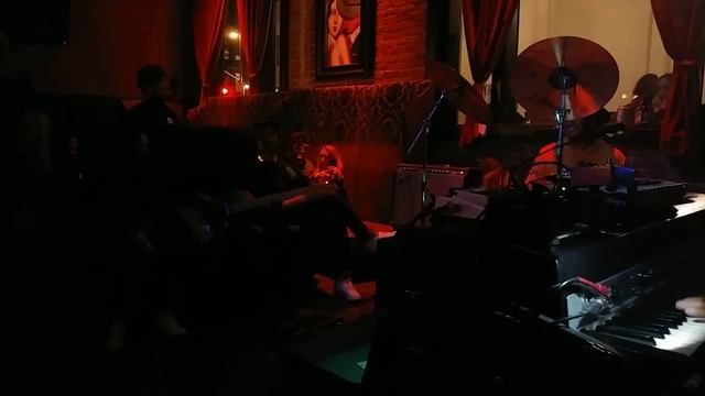 Isaiah Sharkey, Ron Brunner Jr, Matty, Remata смотреть онлайн