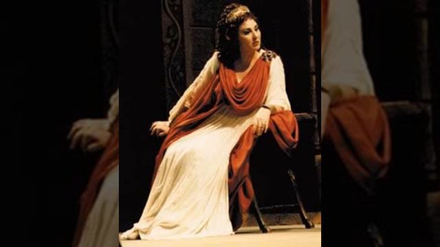 Ghena Dimitrova - Sediziose voci...Casta diva - Norma - Paris 1987 смотреть онлайн