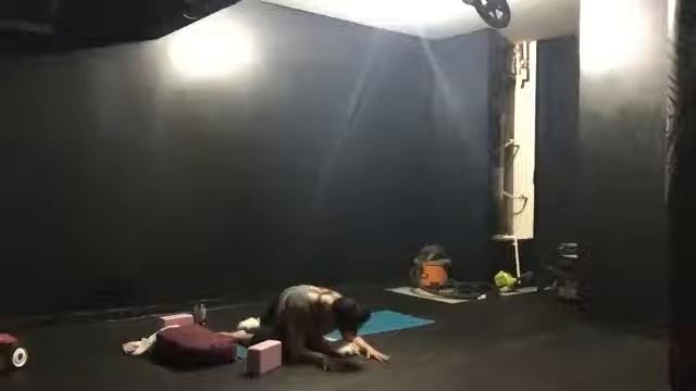Yoga with Flip Your Dog Yoga~ Restorative Yoga FULL CLASS* смотреть онлайн