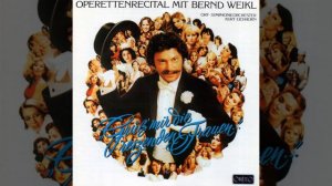 Ein Walzertraum (A Waltz Dream) , Act I: Leise, ganz leise klingt's durch den Raum