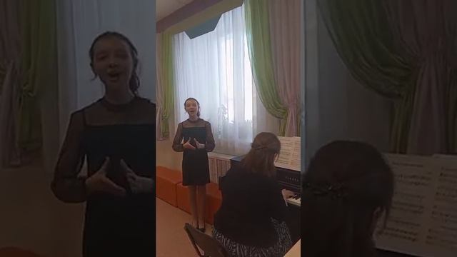 Академическое пение «Тук-тук-тук...как сердце бьется'» сл. К. Тарновского, муз. П. Булахова смотреть онлайн