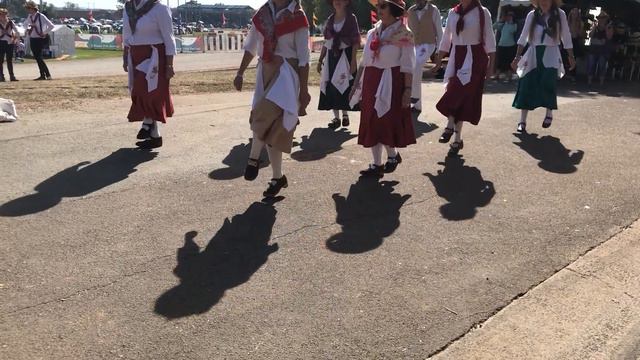 Lancashire Clog Dance - Fair Maids of Perth and Sons, 2019-04-20 смотреть онлайн