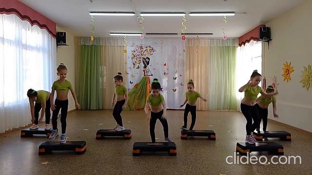 Танец "Весенние ритмы". Танцевальный коллектив "Апельсин" смотреть онлайн