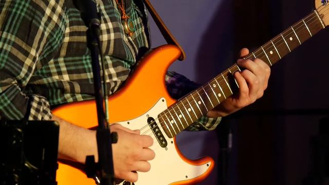 Guitar Idol 8 - Live Improvisation смотреть онлайн