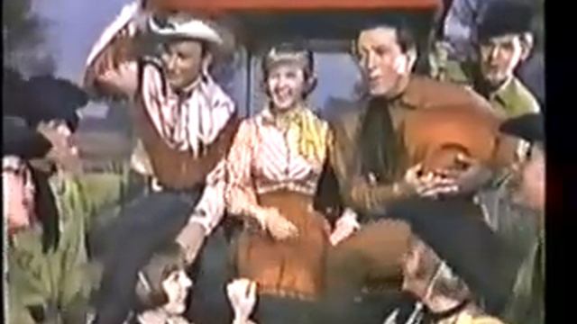 Andy Williams with Roy Rogers and Dale Evans. Surry with the fringe on top 1965 смотреть онлайн