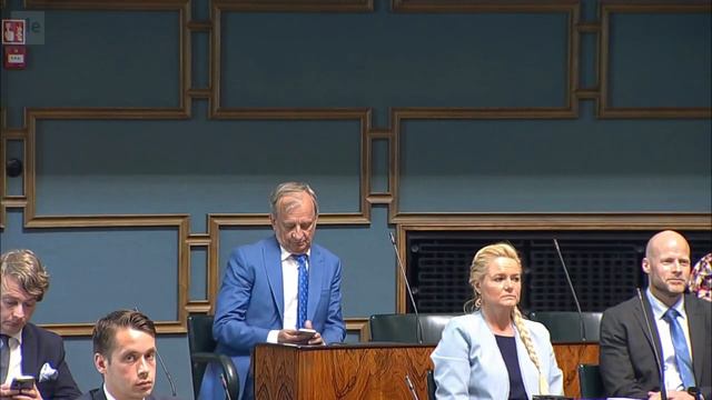 Hjallis Harkimo (Liik): Älä höpötä