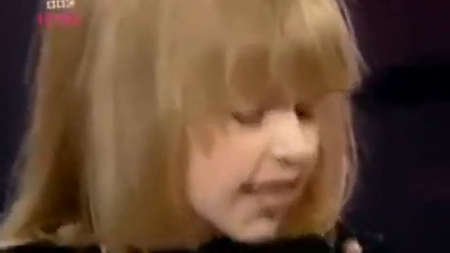 Christina Aguilera at 8