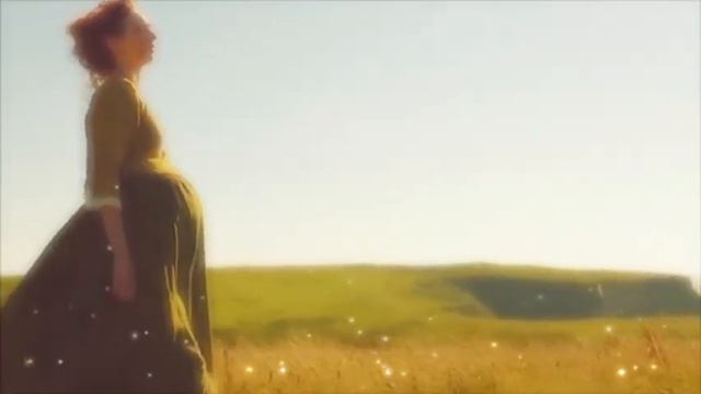 Eleanor Tomlinson - She Moves Through The Fair