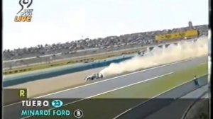 1998 F1 French GP-FP4 - Esteban Tuero slammed into the tyres barrier