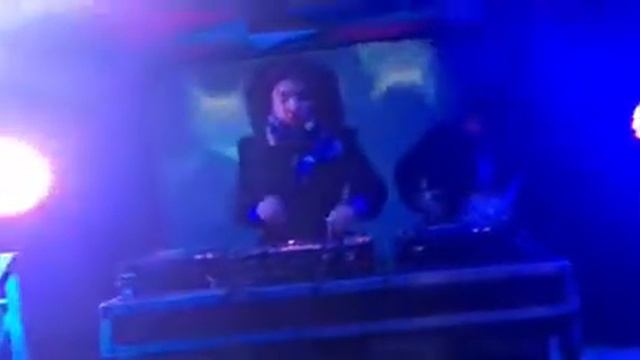 Party of the year - HOSENFELD смотреть онлайн