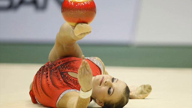 Olga Kapranova - Ball 2009 - Music смотреть онлайн