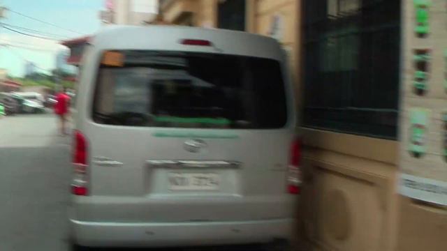 Сергей Воронин - Песня "Остаться в Маниле" смотреть онлайн