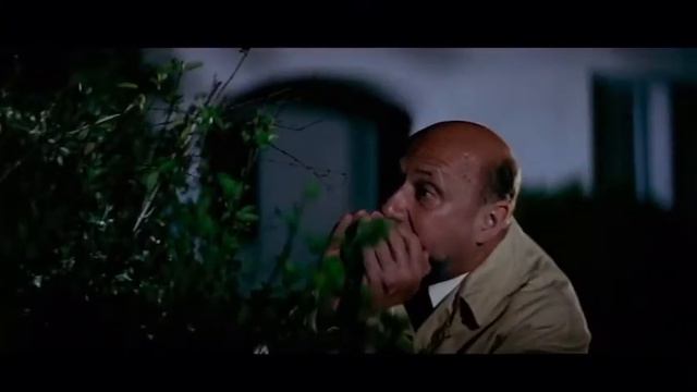 Hey Lonnie, get your ass away from there смотреть онлайн